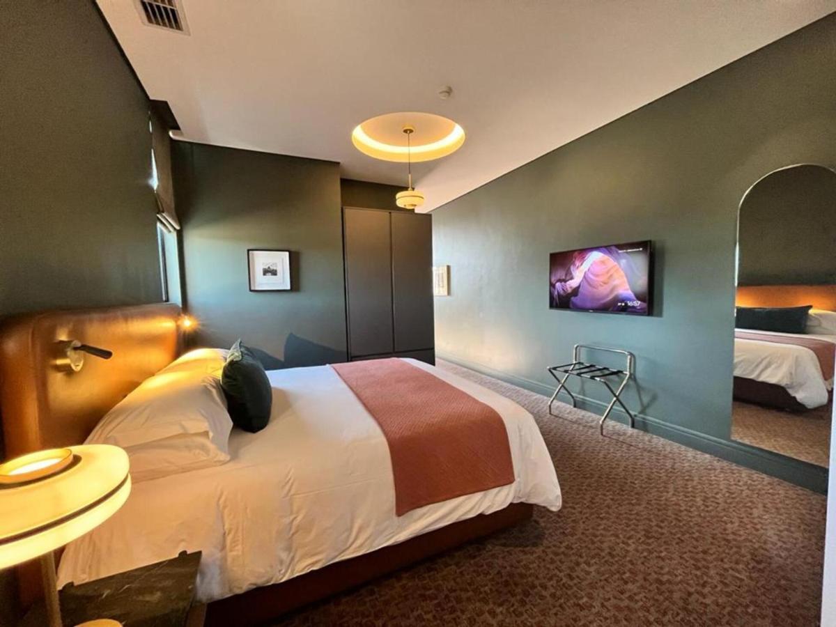 Home Suite Hotels Rosebank Johannesburg Buitenkant foto
