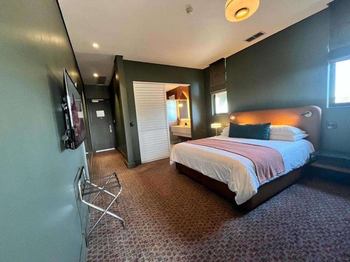 Home Suite Hotels Rosebank Johannesburg Buitenkant foto