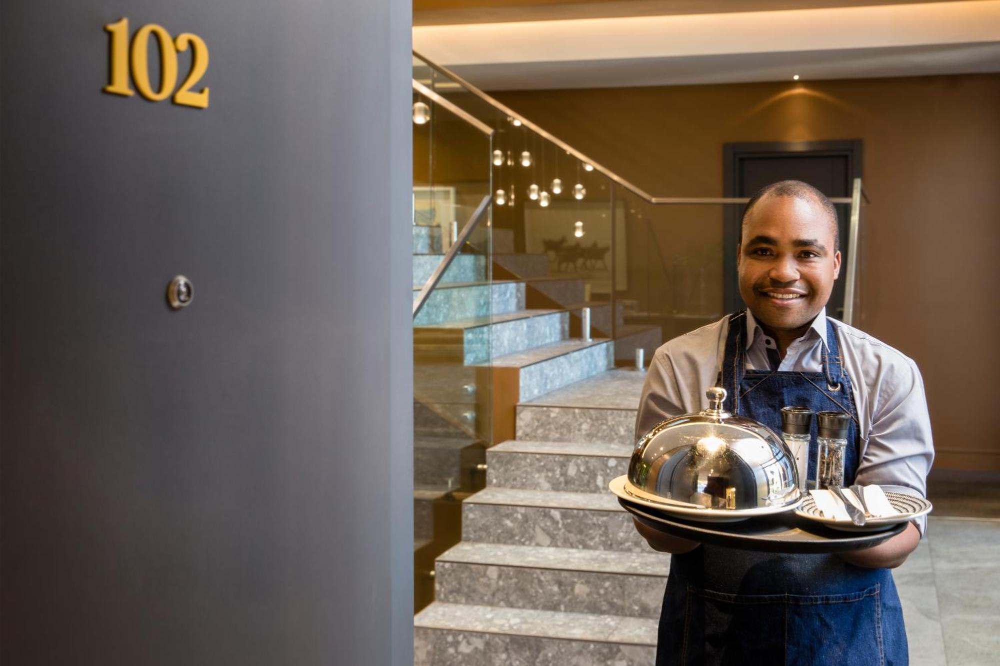 Home Suite Hotels Rosebank Johannesburg Buitenkant foto